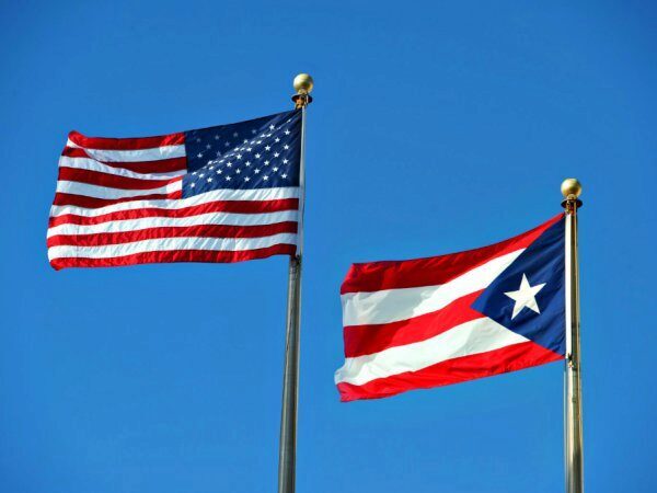 Facebook поможет Google и Tesla вернуть в Пуэрто-Рико связь и интернет
