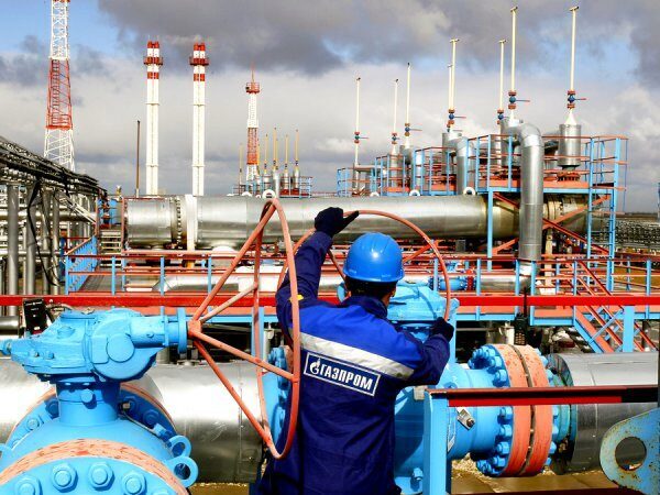 «Газпром» могут обязать пустить половину прибыли на дивиденды
