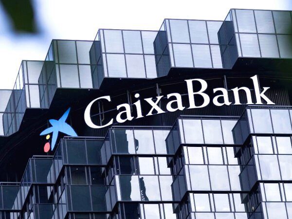 Испания: La Caixa Banking Foundation переедет из Барселоны на Мальорку