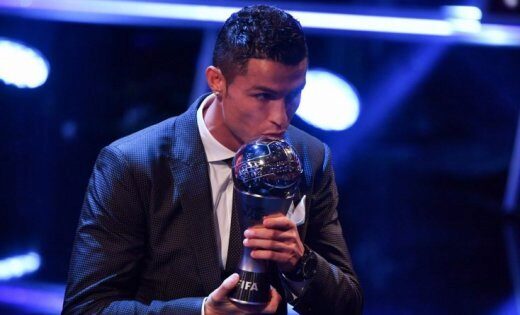 Криштиану Роналду 2-ой раз подряд признан лучшим футболистом года