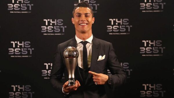 Криштиану Роналду признан лучшим футболистом мира