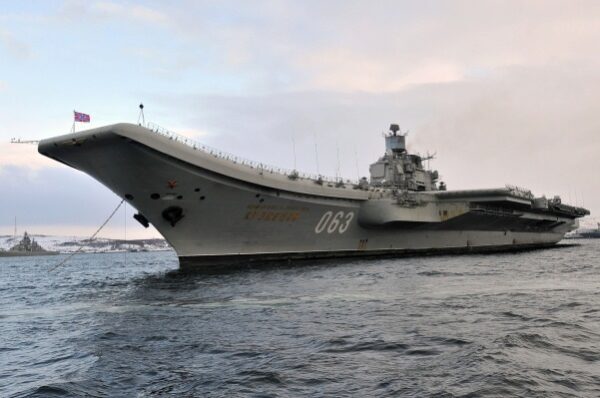 Минобороны решило уменьшить бюджет ремонта крейсера «Адмирал Кузнецов»