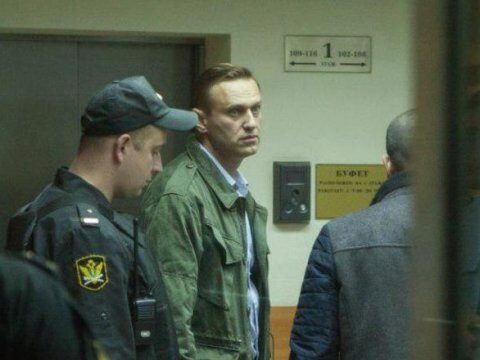 Мосгорсуд оставил Алексея Навального под арестом