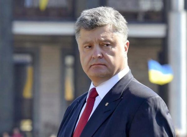 На Украине призвали наказать Порошенко за обман солдат ВСУ
