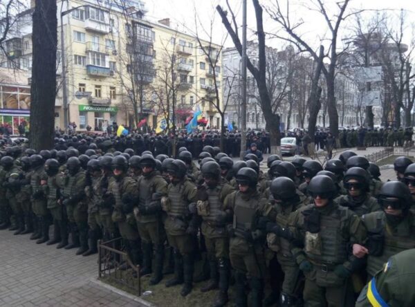 На время матча Украина-Хорватия в центре украинской столицы выставят 4000 силовиков