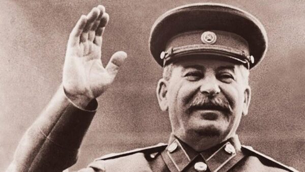 Независимые эксперты: Иосиф Сталин возможно прислан из будущего