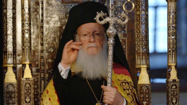 Патриарх Кирилл осудил телевидение за пропаганду криминала