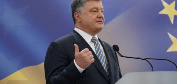 Порошенко: Звезда Небесной сотни – символ возвращения нашей великой нации к европейской семье