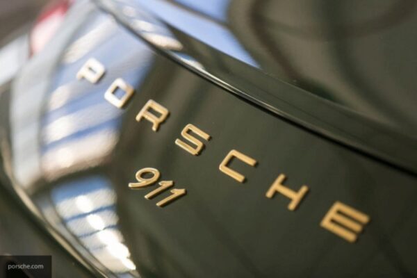 Порше представил купе 911 Carrera T — «Бюджетный» спорткар