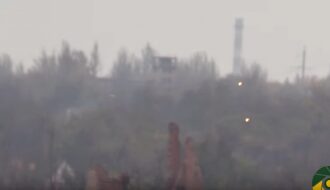 Появилось видео, как боевики «ДНР» обстреливают свои позиции