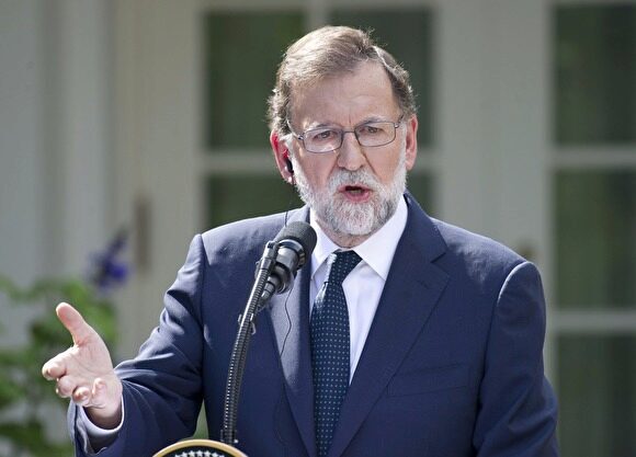 Премьер Испании пообещал защитить единство страны, применив особые положения конституции