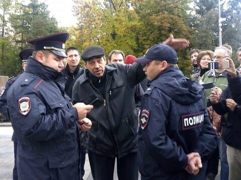 Саратовские полицейские наблюдали удвоение числа гуляющих «свободных людей»