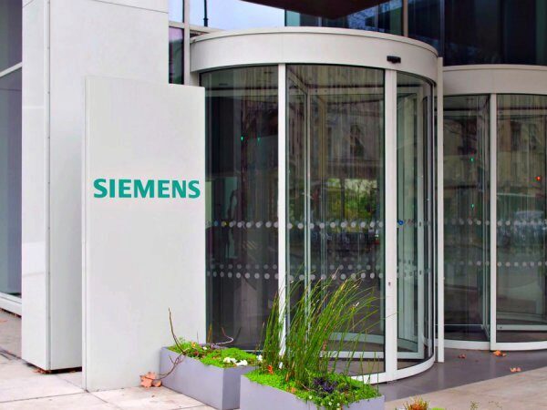 Siemens попросил приостановить рассмотрение дела по иску к «Ростеху»
