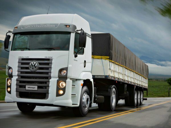 СМИ: Volkswagen запретил продавать грузовики и автобусы в Крыму