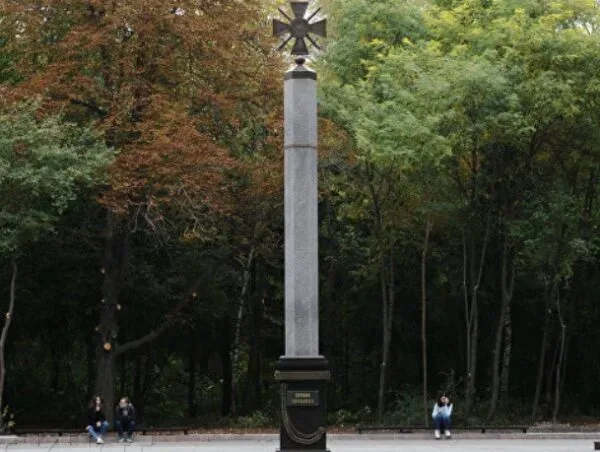 Сотрудники ЛНР опасаются за сохранность монумента героям Донбасса