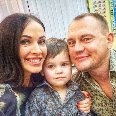 Степан Менщиков не собирается отказываться от неродного сына