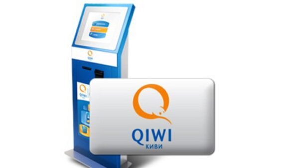 «Точка» сейчас обслуживает счета клиентов в Qiwi и в «Открытии»