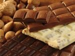 Ученые: темный шоколад спасает от аритмии