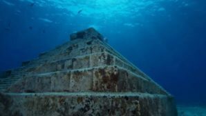 Уфологи нашли на побережье Флориды две гигантские подводные пирамиды