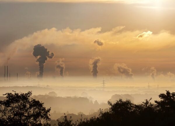 Уровень CO2 в атмосфере достиг рекордного уровня за 800 тыс. лет, — доклад