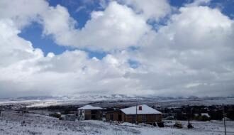 В аннексированном Крыму снегопад: появились фото