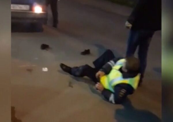 В Башкортостане «опер» нокаутировал автоинспектора ударом в пах