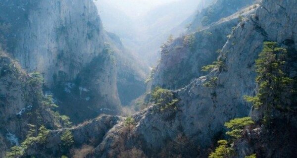 В горах Крыма спасена группа туристов