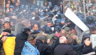 В ходе столкновений под Радой полиция задержала 8 активистов