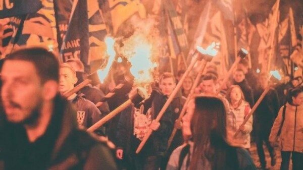 В Киеве в марше националистов участвовали 10 тысяч человек