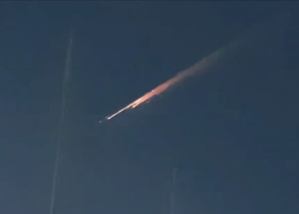 В небе над Дубаем российскую ракету перепутали с НЛО