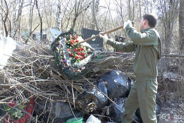 В Новосибирске приставы отправили на кладбище 78 должников