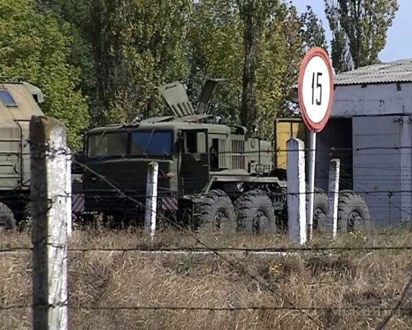 В Одессе 40 человек в балаклавах хотели захватить воинскую часть ВСУ