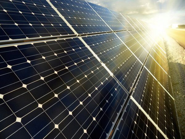 В России создан прибор, повышающий эффективность работы солнечных батарей зимой
