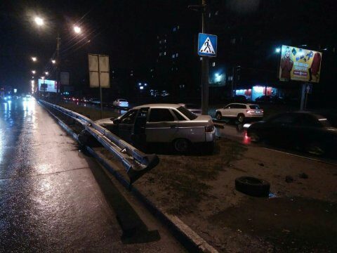 В Саратове два пешехода попали под колеса машин