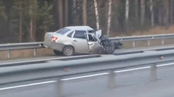 В Сети опубликовано видео масштабной аварии на Алтае
