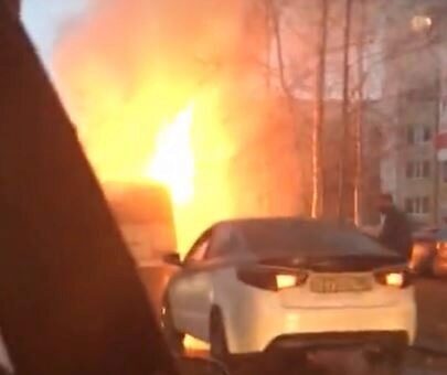 В Сургуте сгорел пассажирский автобус