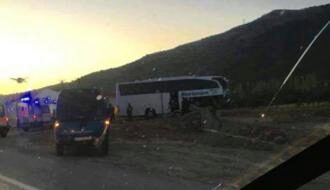 В Турции автобус с туристами попал в ДТП: 23 пострадавших