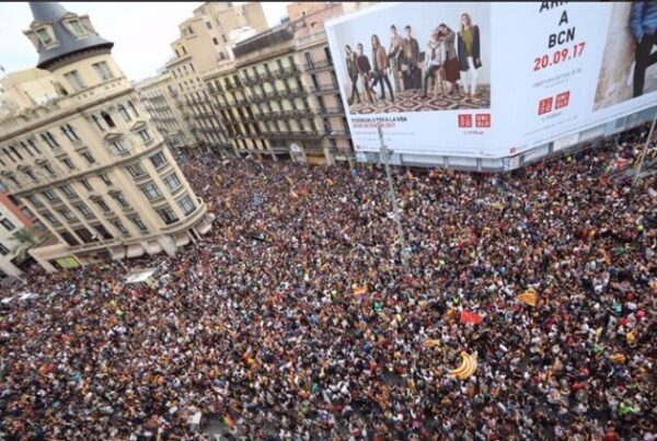 В Барселоне прошел митинг за единство Испании