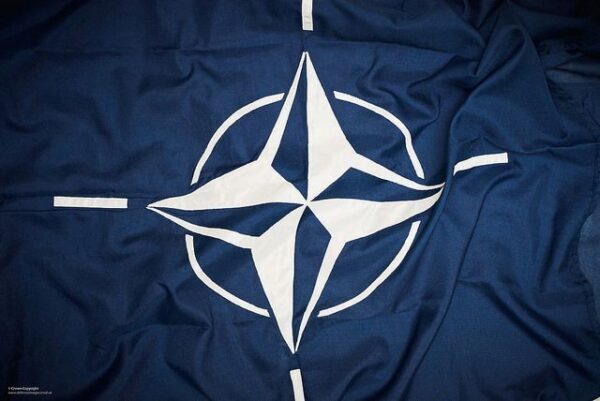В НАТО ответили на обвинения в неспособности к быстрому развертыванию