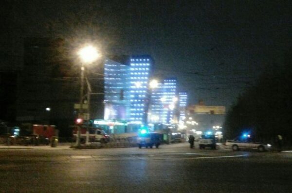 В Перми из-за подозрительного предмета оцепили торговый центр «Семь Пятниц»