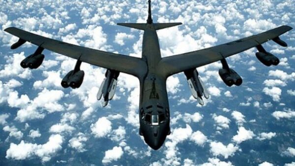 В США приведут в боевую готовность бомбардировщики B-52 в первый раз с 1991