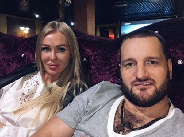 Юлия Свешникова уговорила мужа показать подписчикам лицо сына
