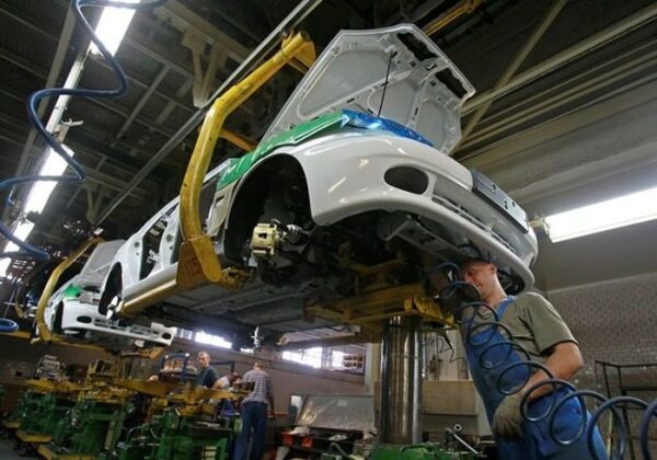 Запорожский автомобильный завод работает над созданием электроавтобуса, а кроме этого планирует выпустить партию электрокаров