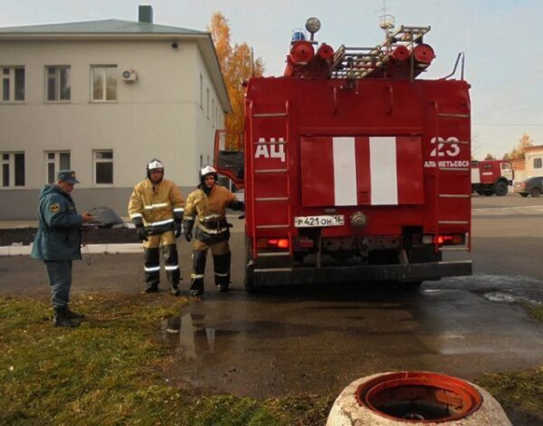 Житель Азнакаево стал призером конкурса «Лучший водитель пожарного автомобиля» 