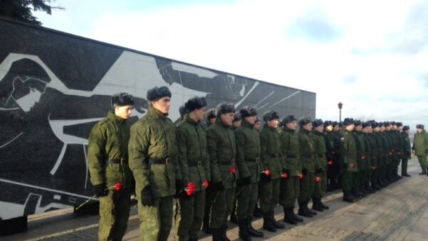 40 нижегородцев отправились на службу в Президентский и Семеновский полки
