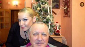 Анастасия Волочкова призналась, что ей тяжело навещать отца-инвалида