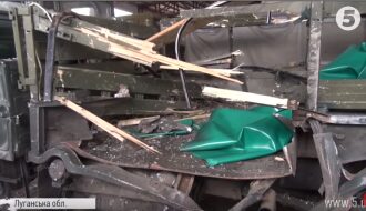 Боевики подбили грузовик ВСУ на Луганщине: появилось видео