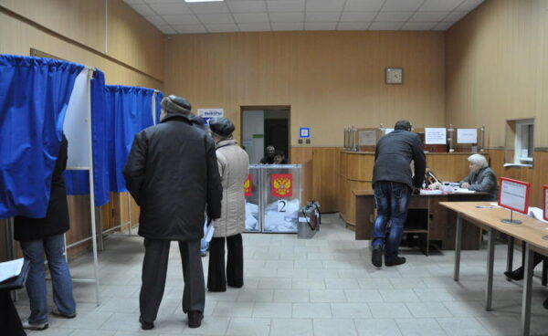 ЦИК разрешит россиянам голосовать за рубежом на выборах-2018
