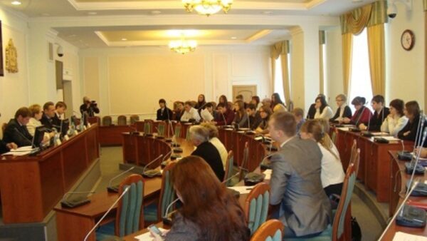 Депутаты ЗС НО поддержали идею Лазарева об обязательном отчете о доходах