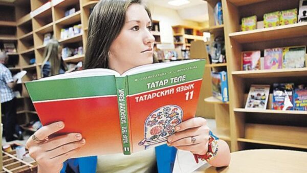 Для изучения татарского языка в школах республики выделят 2 часа в неделю
